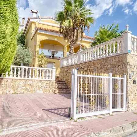 Sleeps 8 Pool Wifi Villa *